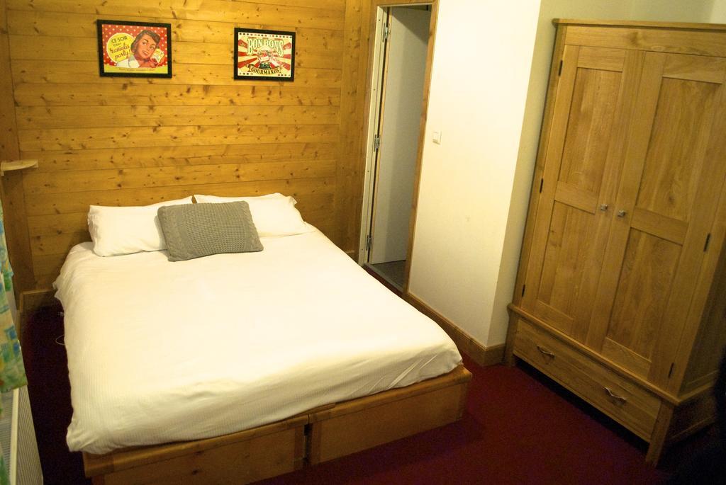 Chalet Chardons Hostel Tignes Room photo