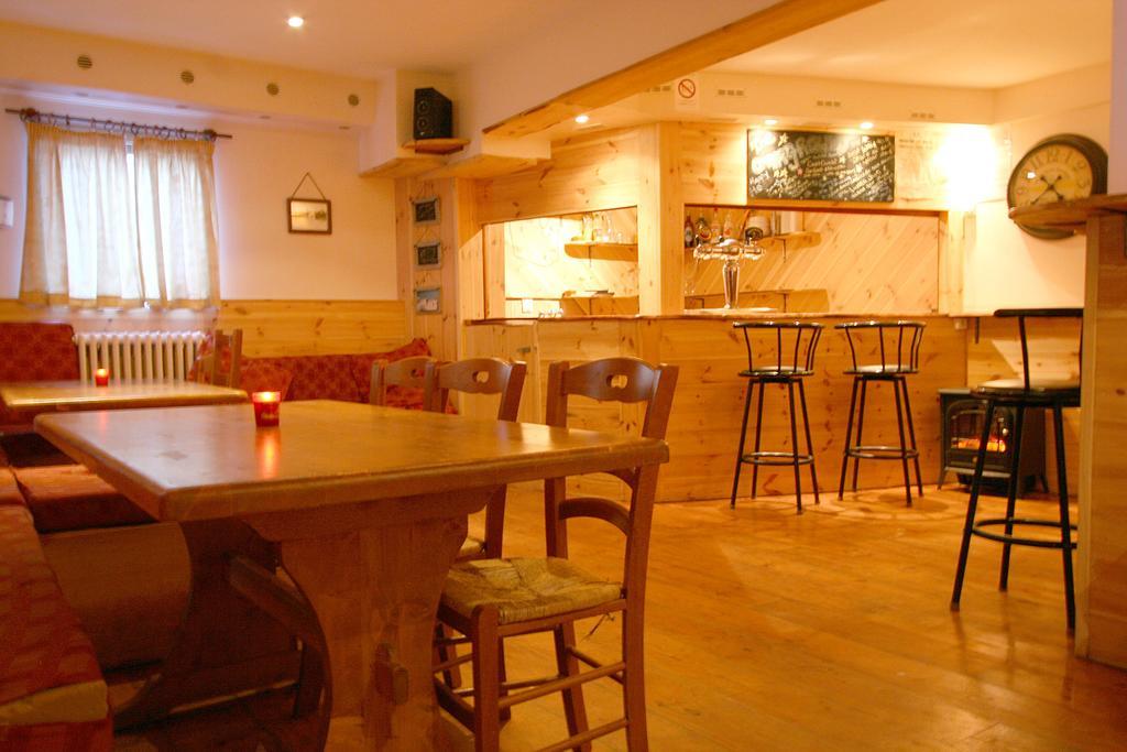 Chalet Chardons Hostel Tignes Exterior photo
