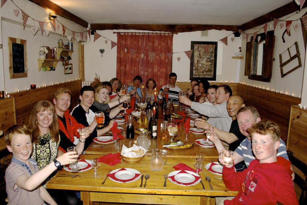 Chalet Chardons Hostel Tignes Exterior photo